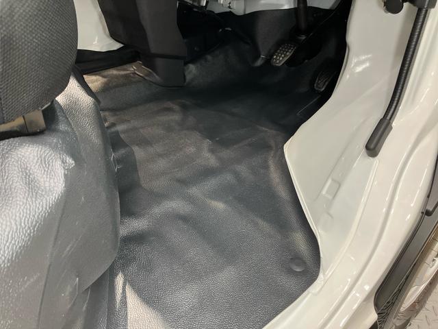 ハイゼットカーゴスペシャル衝突被害軽減システム　左右スライドドア　クリアランスソナー　オートライト　オートハイビーム（高知県）の中古車