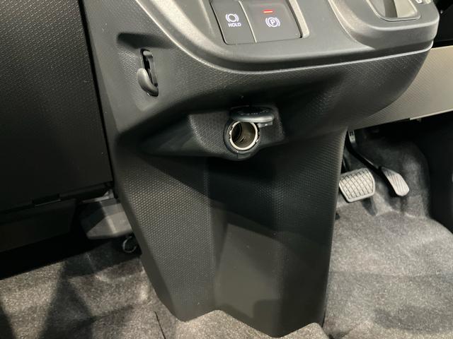 タントＸディスプレイオーディオ　全方位カメラ　ＵＳＢ入力端子　Ｂｌｕｅｔｏｏｔｈ接続　ＨＤＭＩ入力端子　キーフリー　衝突被害軽減システム　左側電動スライドドア　クリアランスソナー　スマートパーキング（高知県）の中古車