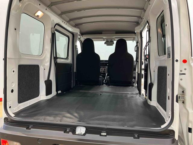 ハイゼットカーゴＤＸ　４ＷＤ衝突被害軽減システム　左右スライドドア　クリアランスソナー　オートライト　オートハイビーム（高知県）の中古車