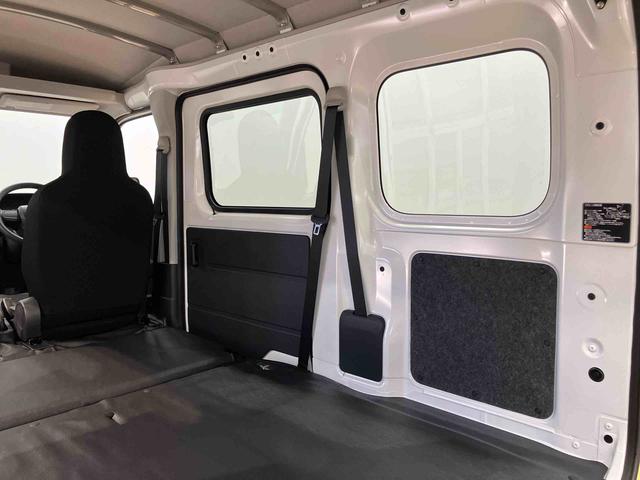 ハイゼットカーゴＤＸ　４ＷＤ衝突被害軽減システム　左右スライドドア　クリアランスソナー　オートライト　オートハイビーム（高知県）の中古車