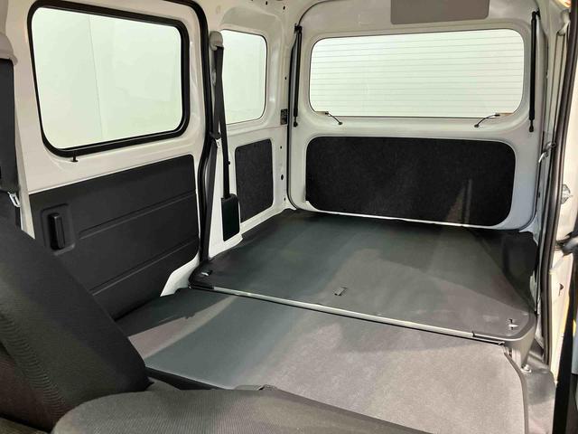 ハイゼットカーゴＤＸ　４ＷＤ衝突被害軽減システム　左右スライドドア　クリアランスソナー　オートライト　オートハイビーム（高知県）の中古車