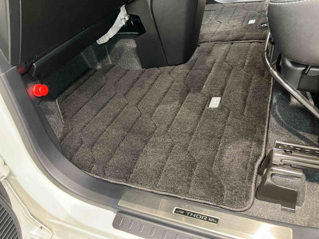 トールカスタムＧ９インチナビ　ドラレコ　全方位カメラ　ＵＳＢ入力端子　Ｂｌｕｅｔｏｏｔｈ接続　ＥＴＣ　キーフリー　衝突被害軽減システム　左右電動スライドドア　クリアランスソナー　ＬＥＤヘッドライト　オートライト（高知県）の中古車