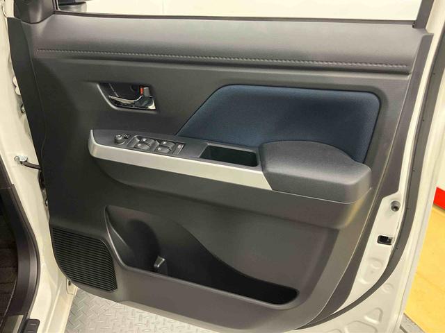 トールカスタムＧ９インチナビ　ドラレコ　全方位カメラ　ＵＳＢ入力端子　Ｂｌｕｅｔｏｏｔｈ接続　ＥＴＣ　キーフリー　衝突被害軽減システム　左右電動スライドドア　クリアランスソナー　ＬＥＤヘッドライト　オートライト（高知県）の中古車