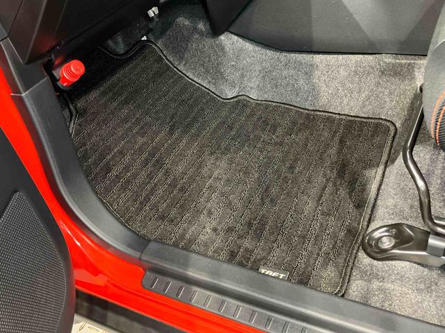 タフトＧ７インチナビ　ドラレコ　全方位カメラ　ＵＳＢ入力端子　Ｂｌｕｅｔｏｏｔｈ接続　ＥＴＣ　前席シートヒーター　衝突被害軽減システム　クリアランスソナー　ＬＥＤヘッドライト　オートライト　オートハイビーム（高知県）の中古車