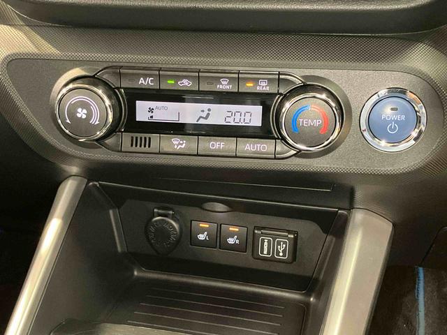 ロッキープレミアムＧ　ＨＥＶディスプレイオーディオ　後方カメラ　ＵＳＢ入力端子　Ｂｌｕｅｔｏｏｔｈ接続　ＨＤＭＩ入力端子　前席シートヒーター　キーフリー　衝突被害軽減システム　クリアランスソナー　ＬＥＤヘッドライト　オートライト（高知県）の中古車