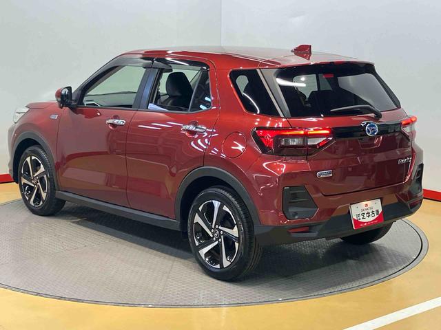 ロッキープレミアムＧ　ＨＥＶディスプレイオーディオ　後方カメラ　ＵＳＢ入力端子　Ｂｌｕｅｔｏｏｔｈ接続　ＨＤＭＩ入力端子　前席シートヒーター　キーフリー　衝突被害軽減システム　クリアランスソナー　ＬＥＤヘッドライト　オートライト（高知県）の中古車