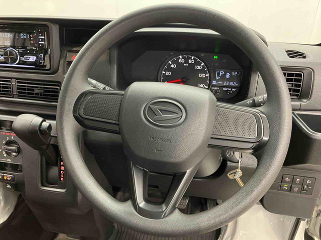 ハイゼットカーゴＤＸＣＤチューナー　Ｂｌｕｅｔｏｏｔｈ接続　衝突被害軽減システム　左右スライドドア　クリアランスソナー　オートライト　オートハイビーム（高知県）の中古車