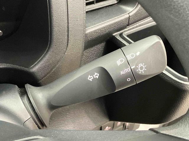 ハイゼットカーゴＤＸＣＤチューナー　Ｂｌｕｅｔｏｏｔｈ接続　衝突被害軽減システム　左右スライドドア　クリアランスソナー　オートライト　オートハイビーム（高知県）の中古車