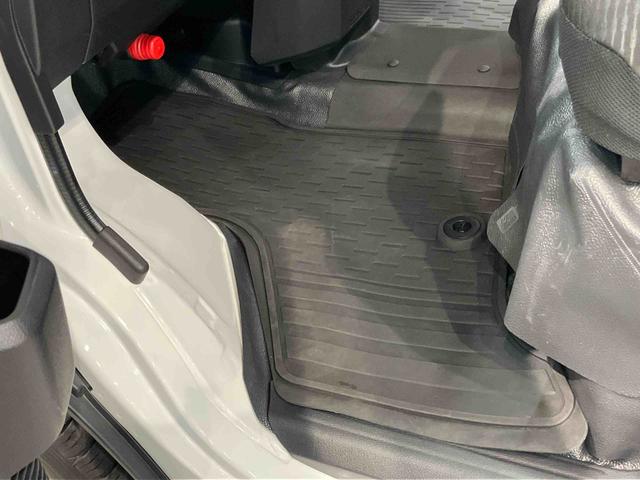 ハイゼットカーゴＤＸＣＤチューナー　Ｂｌｕｅｔｏｏｔｈ接続　衝突被害軽減システム　左右スライドドア　クリアランスソナー　オートライト　オートハイビーム（高知県）の中古車