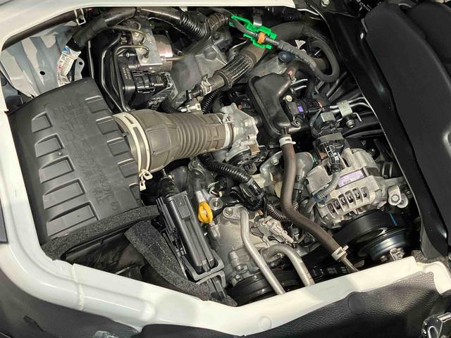 ハイゼットカーゴＤＸＣＤチューナー　Ｂｌｕｅｔｏｏｔｈ接続　衝突被害軽減システム　左右スライドドア　クリアランスソナー　オートライト　オートハイビーム（高知県）の中古車