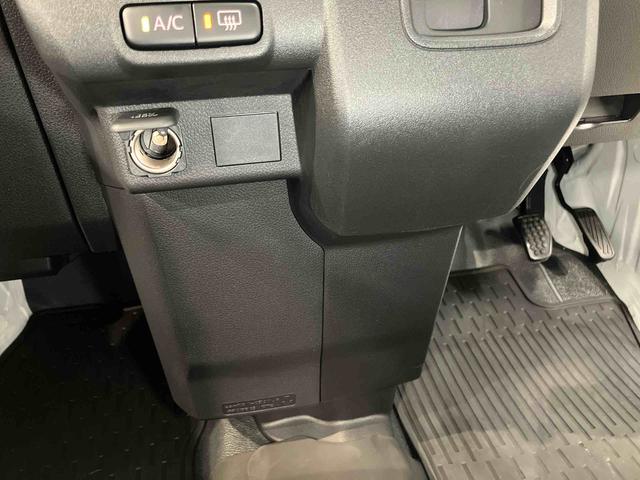 ハイゼットカーゴＤＸ衝突被害軽減システム　左右スライドドア　クリアランスソナー　オートライト　オートハイビーム（高知県）の中古車