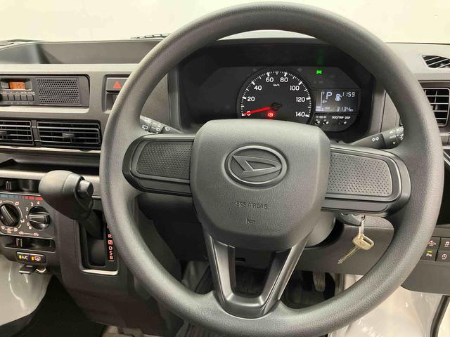 ハイゼットカーゴＤＸ衝突被害軽減システム　左右スライドドア　クリアランスソナー　オートライト　オートハイビーム（高知県）の中古車