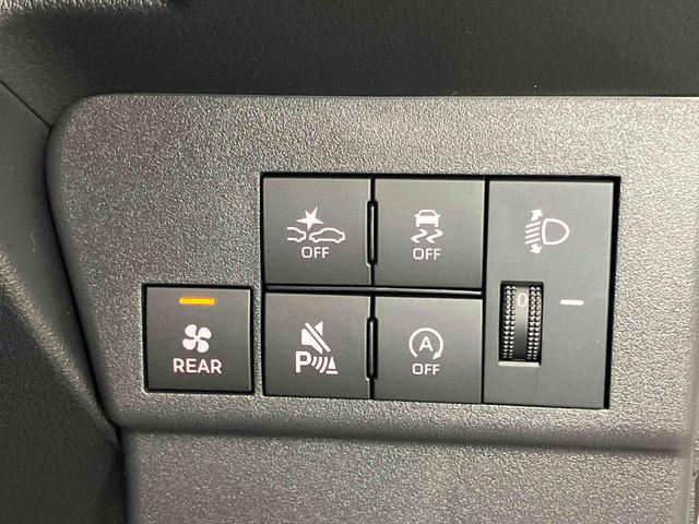 ハイゼットカーゴＤＸ　４ＷＤ衝突被害軽減システム　左右スライドドア　クリアランスソナー　オートライト　オートハイビーム（高知県）の中古車