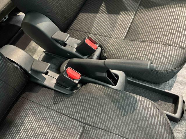 ハイゼットカーゴＤＸ　４ＷＤ衝突被害軽減システム　左右スライドドア　クリアランスソナー　オートライト　オートハイビーム（高知県）の中古車