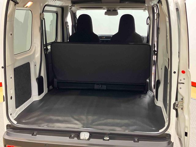 ハイゼットカーゴＤＸ　４ＷＤ衝突被害軽減システム　左右スライドドア　クリアランスソナー　オートライト　オートハイビーム（高知県）の中古車