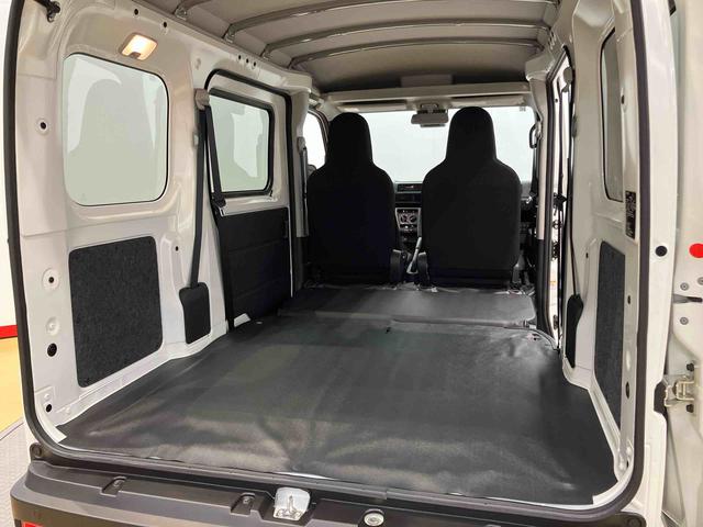 ハイゼットカーゴＤＸ　４ＷＤ衝突被害軽減システム　左右スライドドア　クリアランスソナー　オートライト　オートハイビーム（高知県）の中古車