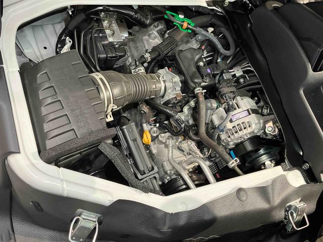 ハイゼットカーゴＤＸ　４ＷＤ衝突被害軽減システム　左右スライドドア　クリアランスソナー　オートライト　オートハイビーム（高知県）の中古車