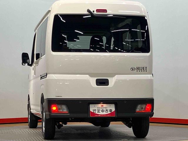 ハイゼットカーゴＤＸ　４ＷＤ衝突被害軽減システム　左右スライドドア　クリアランスソナー　オートライト　オートハイビーム（高知県）の中古車