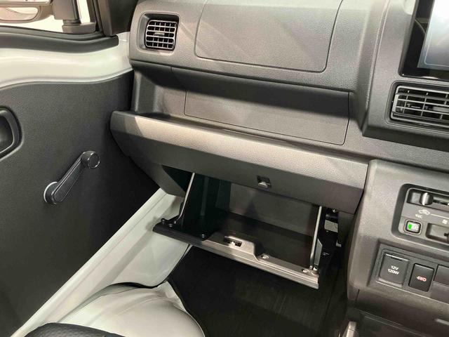 ハイゼットトラックジャンボスタンダード　４ＷＤディスプレイオーディオ　後方カメラ　ＵＳＢ入力端子　Ｂｌｕｅｔｏｏｔｈ接続　ＨＤＭＩ入力端子　荷台作業灯　省力パック　衝突被害軽減システム　クリアランスソナー　ＬＥＤヘッドライト　オートライト（高知県）の中古車