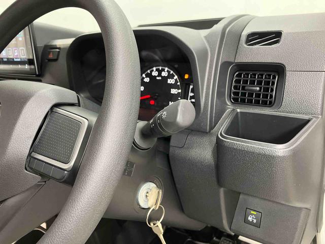 ハイゼットトラックジャンボスタンダード　４ＷＤディスプレイオーディオ　後方カメラ　ＵＳＢ入力端子　Ｂｌｕｅｔｏｏｔｈ接続　ＨＤＭＩ入力端子　荷台作業灯　省力パック　衝突被害軽減システム　クリアランスソナー　ＬＥＤヘッドライト　オートライト（高知県）の中古車