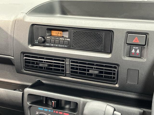 ハイゼットカーゴＤＸ衝突被害軽減システム　左右スライドドア　クリアランスソナー　オートライト　オートハイビーム（高知県）の中古車