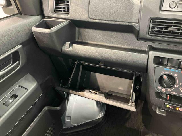 ハイゼットカーゴＤＸ衝突被害軽減システム　左右スライドドア　クリアランスソナー　オートライト　オートハイビーム（高知県）の中古車