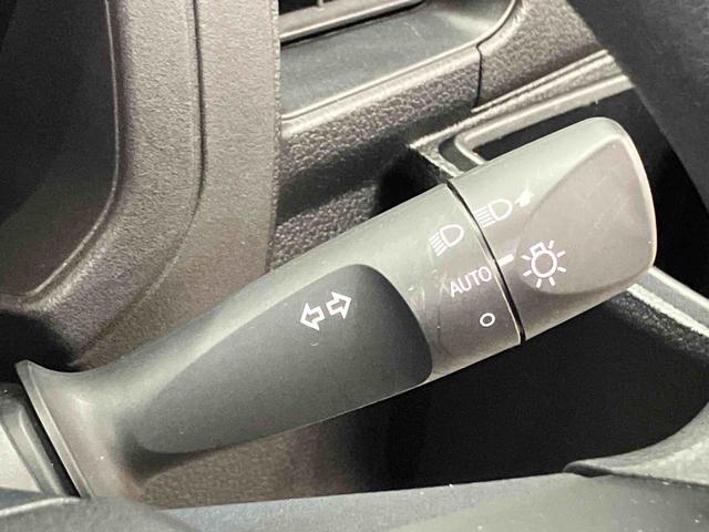 ハイゼットカーゴＤＸ衝突被害軽減システム　左右スライドドア　クリアランスソナー　オートライト　オートハイビーム（高知県）の中古車