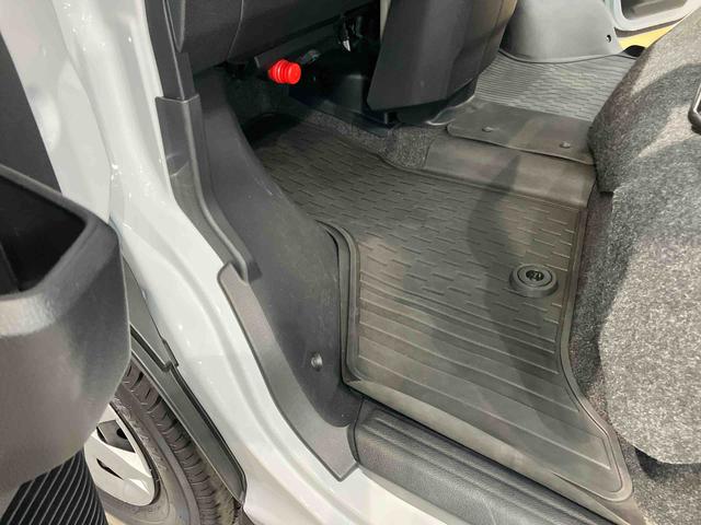 ハイゼットカーゴクルーズ衝突被害軽減システム　左右スライドドア　クリアランスソナー　オートライト　オートハイビーム　キーフリー（高知県）の中古車