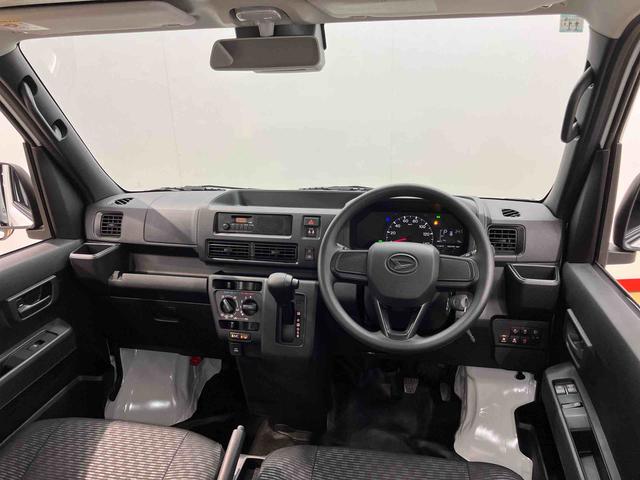 ハイゼットカーゴＤＸ　４ＷＤ衝突被害軽減システム　左右スライドドア　クリアランスソナー　オートライト　オートハイビーム（高知県）の中古車