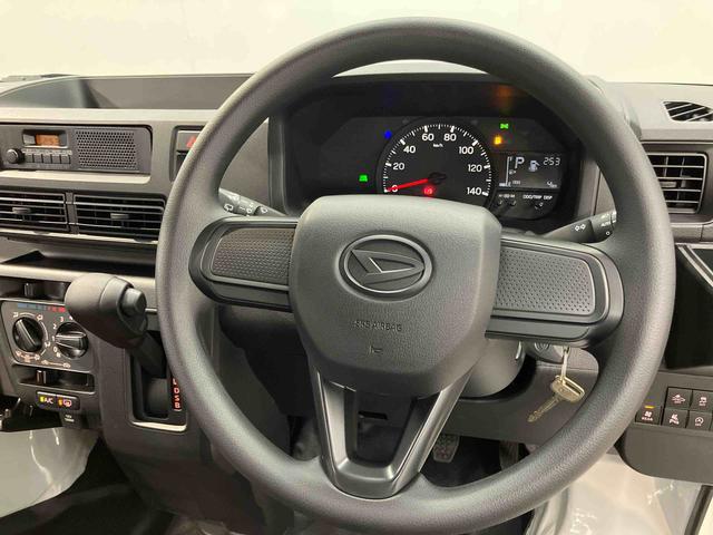 ハイゼットカーゴＤＸ　４ＷＤ衝突被害軽減システム　左右スライドドア　クリアランスソナー　オートライト　オートハイビーム（高知県）の中古車