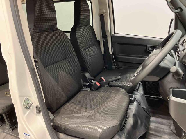 ハイゼットカーゴＤＸ　４ＷＤ衝突被害軽減システム　左右スライドドア　クリアランスソナー　オートライト　オートハイビーム（高知県）の中古車