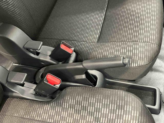 ハイゼットカーゴＤＸ　４ＷＤ衝突被害軽減システム　左右スライドドア　クリアランスソナー　オートライト　オートハイビーム（高知県）の中古車