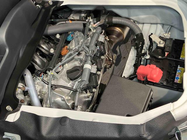 ハイゼットカーゴＤＸ　４ＷＤ衝突被害軽減システム　左右スライドドア　クリアランスソナー　オートライト　オートハイビーム（高知県）の中古車