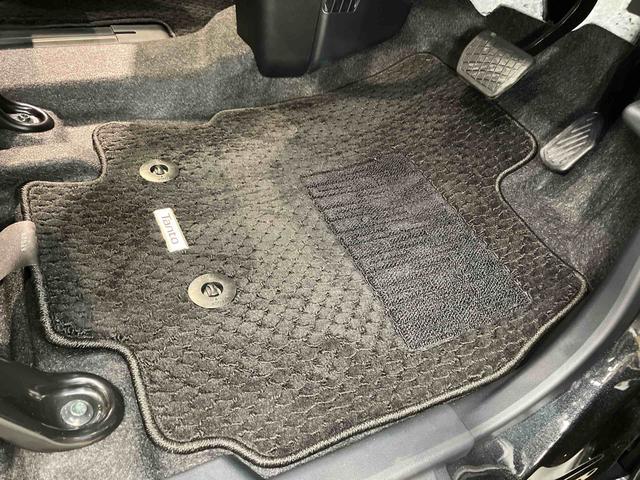 タントカスタムＲＳ　ｅｃｏ　ＩＤＬＥ非装着車後方カメラ　キーフリー　前席シートヒーター　衝突被害軽減システム　左右電動スライドドア　クリアランスソナー　ＬＥＤヘッドライト　オートライト　オートハイビーム（高知県）の中古車