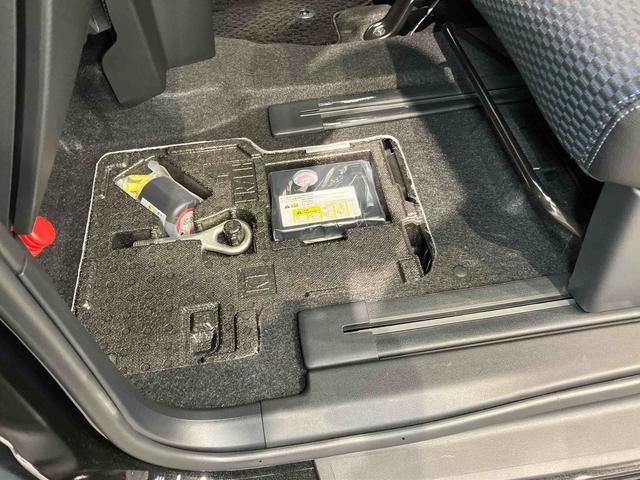 タントカスタムＲＳ　ｅｃｏ　ＩＤＬＥ非装着車後方カメラ　キーフリー　前席シートヒーター　衝突被害軽減システム　左右電動スライドドア　クリアランスソナー　ＬＥＤヘッドライト　オートライト　オートハイビーム（高知県）の中古車