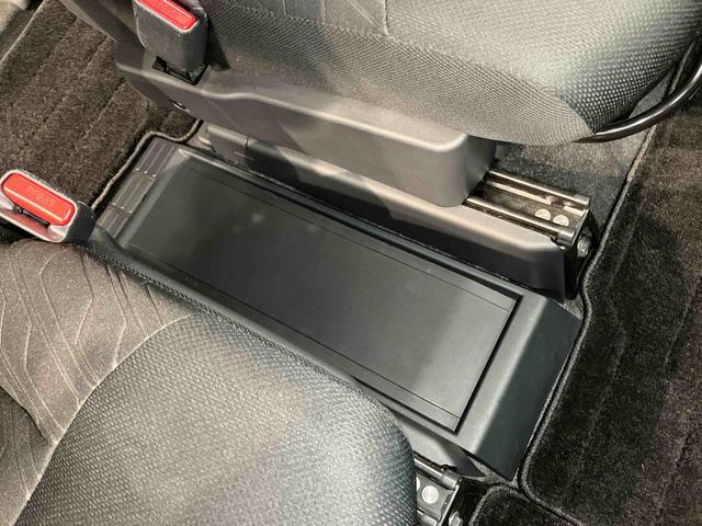 トールカスタムＧ　ＳＡIIナビ　全方位カメラ　ＥＴＣ　Ｂｌｕｅｔｏｏｔｈ接続　ＵＳＢ入力端子　キーフリー　衝突被害軽減システム　左右電動スライドドア　ＬＥＤヘッドライト　オートライト　オートクルーズコントロール（高知県）の中古車