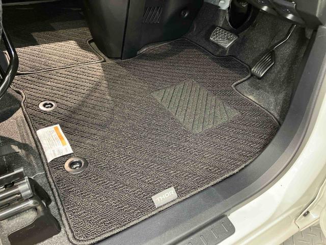 トールカスタムＧ　ターボ９インチナビ　ドラレコ　全方位カメラ　ＵＳＢ入力端子　Ｂｌｕｅｔｏｏｔｈ接続　キーフリー　衝突被害軽減システム　左右電動スライドドア　クリアランスソナー　ＬＥＤヘッドライト　オートライト（高知県）の中古車