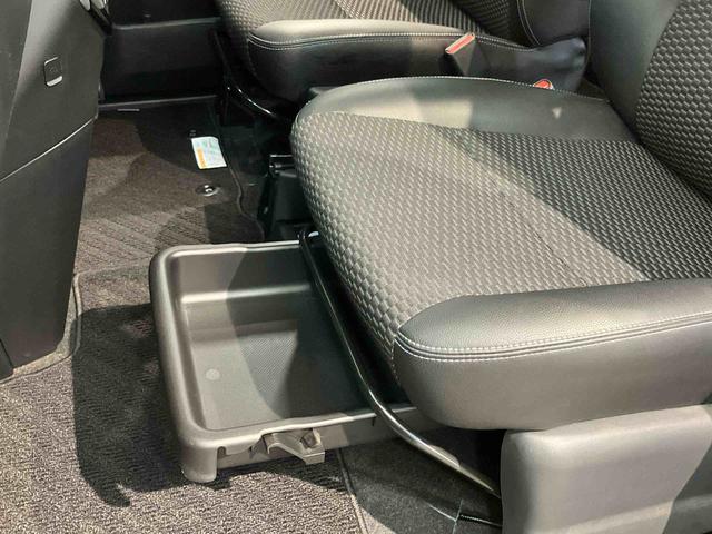 トールカスタムＧ　ターボ９インチナビ　ドラレコ　全方位カメラ　ＵＳＢ入力端子　Ｂｌｕｅｔｏｏｔｈ接続　キーフリー　衝突被害軽減システム　左右電動スライドドア　クリアランスソナー　ＬＥＤヘッドライト　オートライト（高知県）の中古車