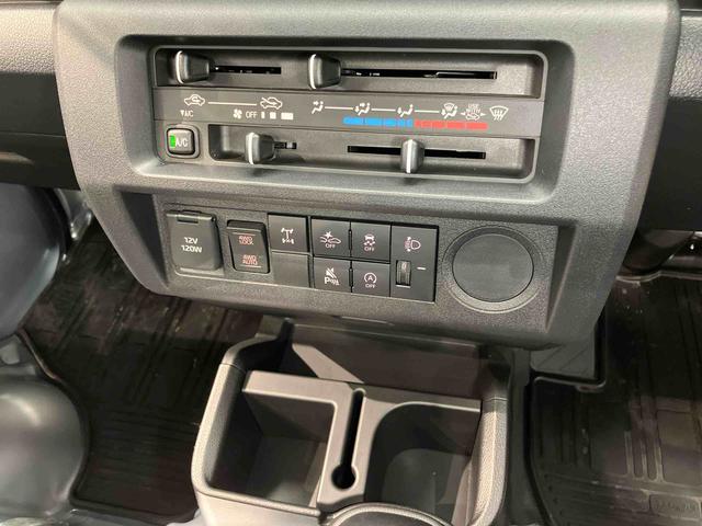 ハイゼットトラックスタンダード　農用スペシャル　４ＷＤ衝突被害軽減システム　クリアランスソナー　オートハイビーム　デフロック（高知県）の中古車