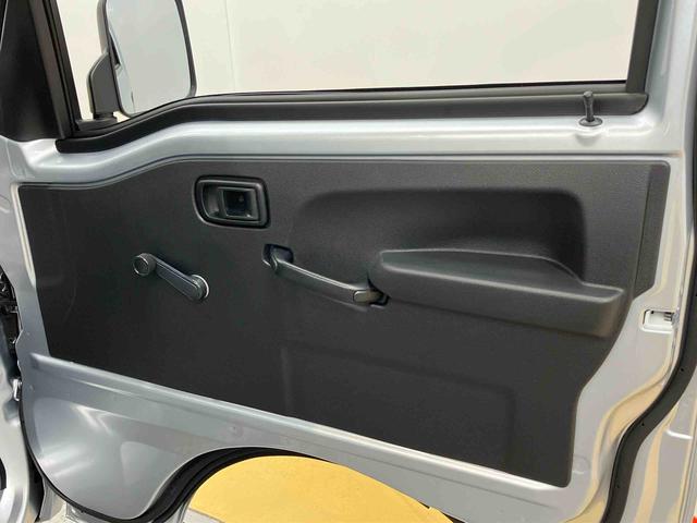 ハイゼットトラックスタンダード　農用スペシャル　４ＷＤ衝突被害軽減システム　クリアランスソナー　オートハイビーム　デフロック（高知県）の中古車