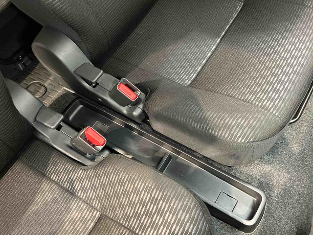 ハイゼットカーゴクルーズターボ　４ＷＤ衝突被害軽減システム　左右スライドドア　クリアランスソナー　オートライト　オートハイビーム　キーフリー（高知県）の中古車