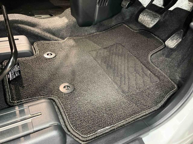 タントＸセレクションＤＶＤチューナー　全方位カメラ　ＵＳＢ入力端子　Ｂｌｕｅｔｏｏｔｈ接続　ＥＴＣ　前席シートヒーター　キーフリー　衝突被害軽減システム　左側電動スライドドア　クリアランスソナー　ＬＥＤヘッドライト（高知県）の中古車