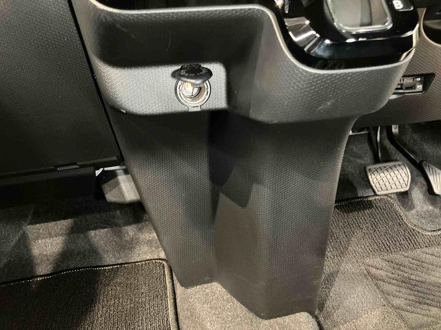 タントカスタムＸスタイルセレクション９インチナビ　ドラレコ　全方位カメラ　ＵＳＢ入力端子　Ｂｌｕｅｔｏｏｔｈ接続　ＥＴＣ　前席シートヒーター　キーフリー　衝突被害軽減システム　左右電動スライドドア　クリアランスソナー（高知県）の中古車