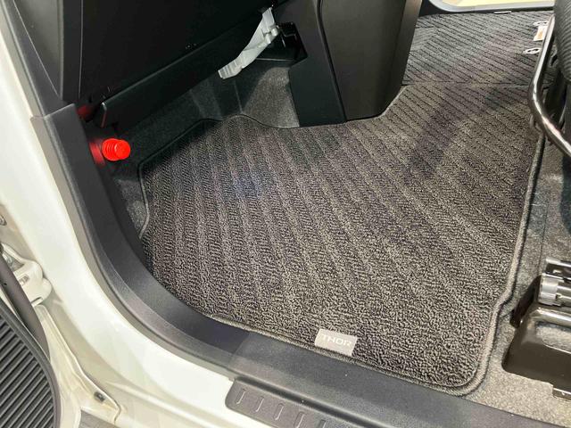 トールカスタムＧ　ＳＡII９インチナビ　全方位カメラ　Ｂｌｕｅｔｏｏｔｈ接続　ＥＴＣ　キーフリー　衝突被害軽減システム　左右電動スライドドア　ＬＥＤヘッドライト　オートライト（高知県）の中古車