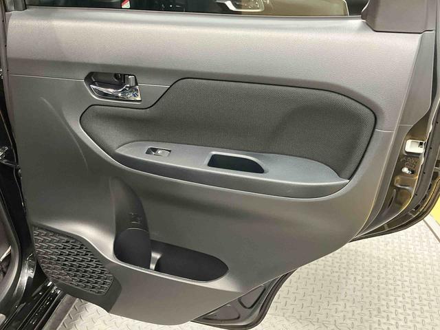 ムーヴカスタム　ＸリミテッドII　ＳＡIII７インチナビ　全方位カメラ　ＵＳＢ入力端子　Ｂｌｕｅｔｏｏｔｈ接続　ＥＴＣ　運転席シートヒーター　キーフリー　衝突被害軽減システム　クリアランスソナー　ＬＥＤヘッドライト　オートライト（高知県）の中古車