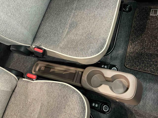 ミラトコットＧ　リミテッド　ＳＡIII７インチナビ　ドラレコ　全方位カメラ　ＵＳＢ入力端子　Ｂｌｕｅｔｏｏｔｈ接続　ＥＴＣ　前席シートヒーター　衝突被害軽減システム　クリアランスソナー　ＬＥＤヘッドライト　オートライト　オートハイビーム（高知県）の中古車