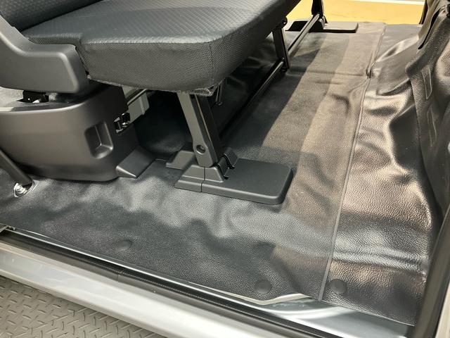 ハイゼットカーゴスペシャル衝突被害軽減システム　左右スライドドア　クリアランスソナー　オートライト　オートハイビーム（高知県）の中古車