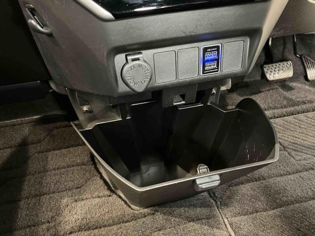 タンクカスタムＧ−Ｔ９インチナビ　ドラレコ　後方カメラ　Ｂｌｕｅｔｏｏｔｈ接続　ＥＴＣ　キーフリー　衝突被害軽減システム　左右電動スライドドア　ＬＥＤヘッドライト　オートライト（高知県）の中古車