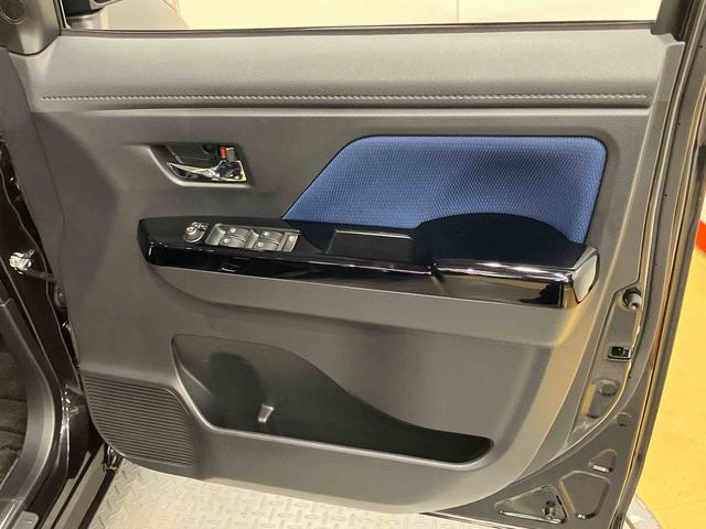 タンクカスタムＧ−Ｔ９インチナビ　ドラレコ　後方カメラ　Ｂｌｕｅｔｏｏｔｈ接続　ＥＴＣ　キーフリー　衝突被害軽減システム　左右電動スライドドア　ＬＥＤヘッドライト　オートライト（高知県）の中古車