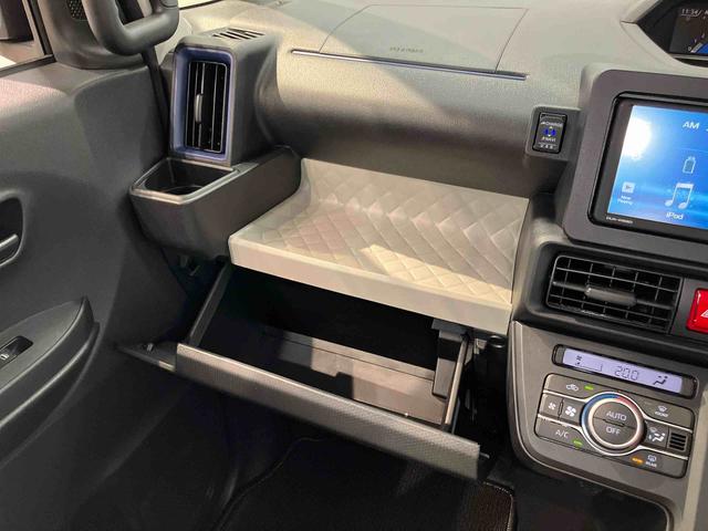 タントスローパー　ＸＤＶＤチューナー　後方カメラ　ＵＳＢ入力端子　Ｂｌｕｅｔｏｏｔｈ接続　前席シートヒーター　助手席側オートステップ　キーフリー　衝突被害軽減システム　左側電動スライドドア　クリアランスソナー（高知県）の中古車